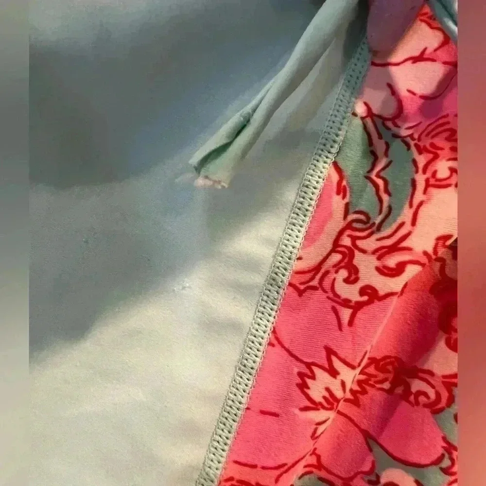 Roxy girls blue and floral rashguard - Picture 7 of 9